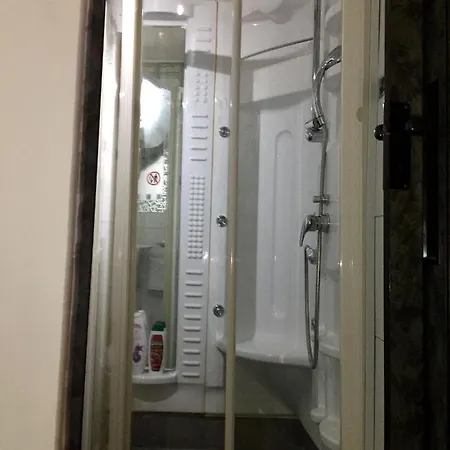 Esther Isimeriahomz Apartman *